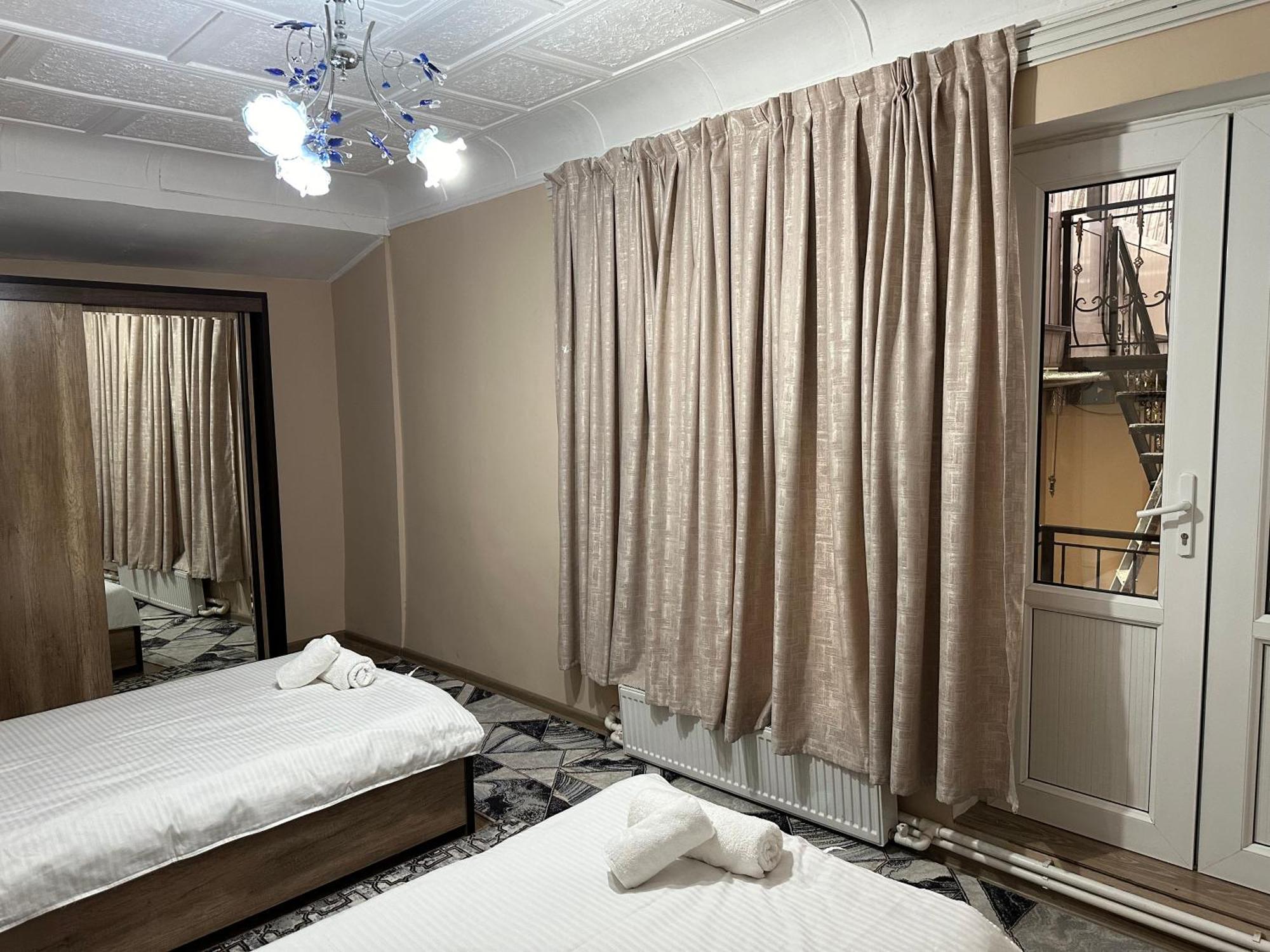 Guest House Chehra Samarkand Esterno foto